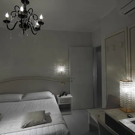 Szálloda Mediterraneo Club Benessere Bellaria – Igea Marina