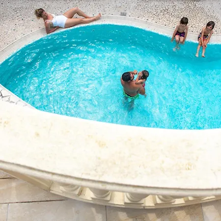 Mediterraneo Club Benessere Hotel 4*