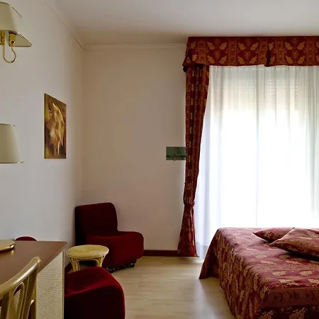 Отель Mediterraneo Club Benessere 4*